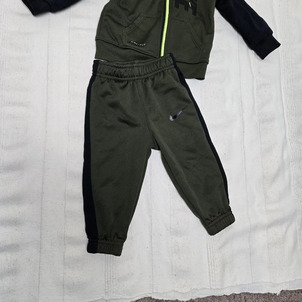Nike Little Boys Tracksuit Full-Zip Hoodie & Jogger Pants‎ Set Dark Green 12M - Picture 5 of 13